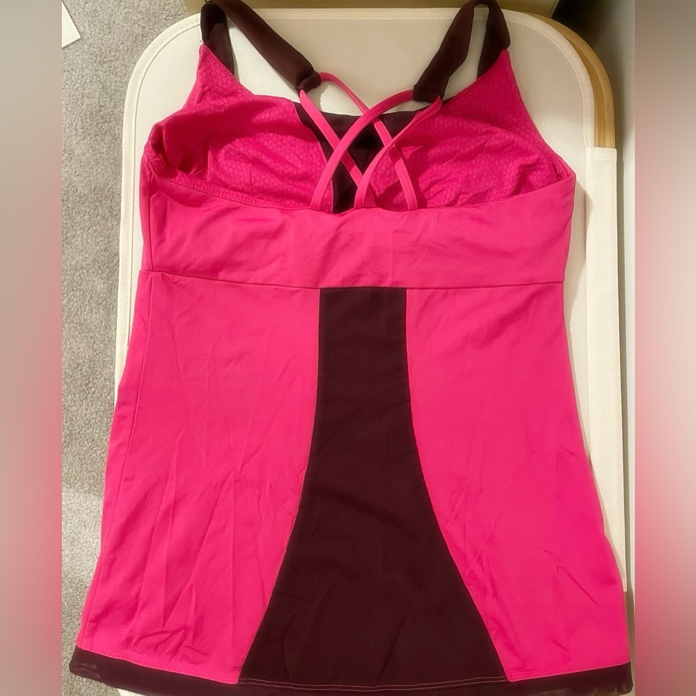 Lululemon yoga top